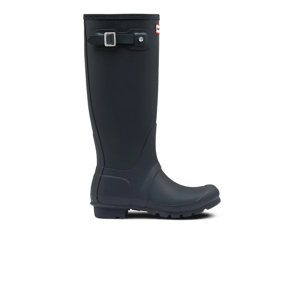 Matte black hunter boots size 7.